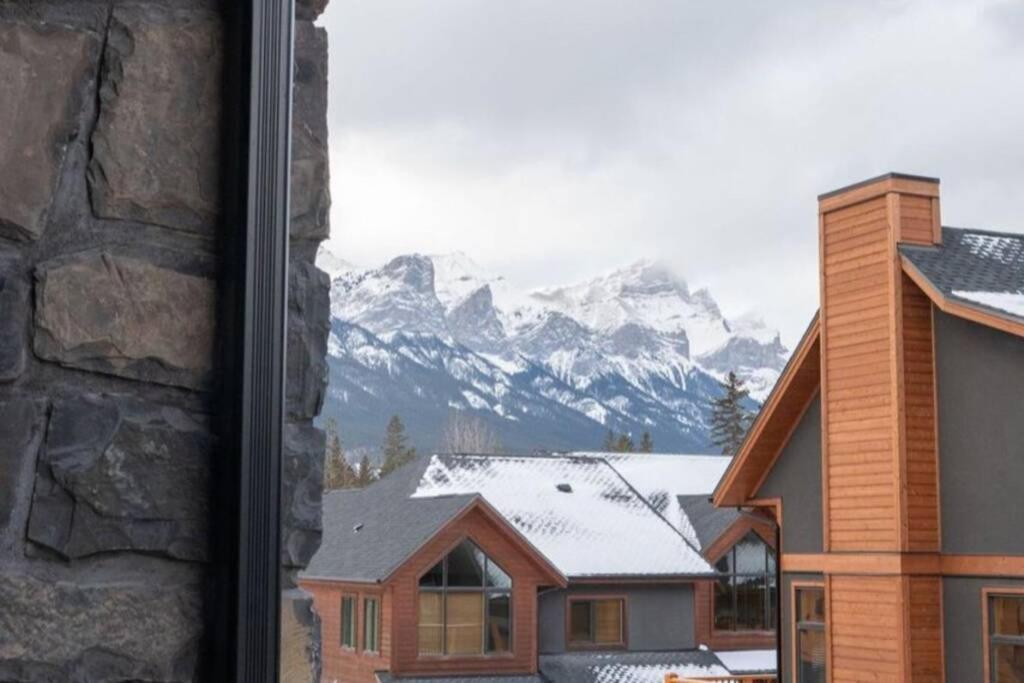 Spring Creek Luxury King One Bedroom At White Spruce Lodge 坎莫尔 外观 照片