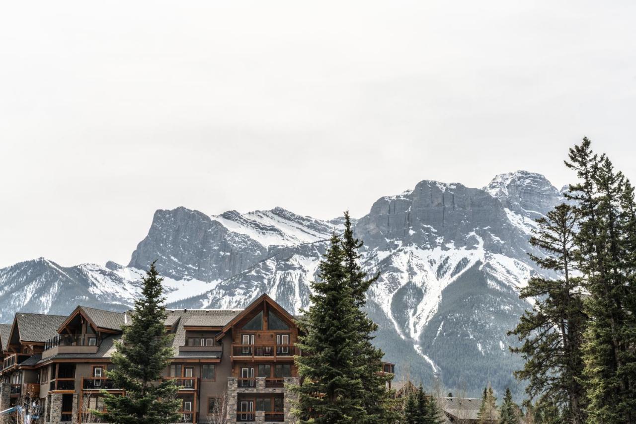 Spring Creek Luxury King One Bedroom At White Spruce Lodge 坎莫尔 外观 照片
